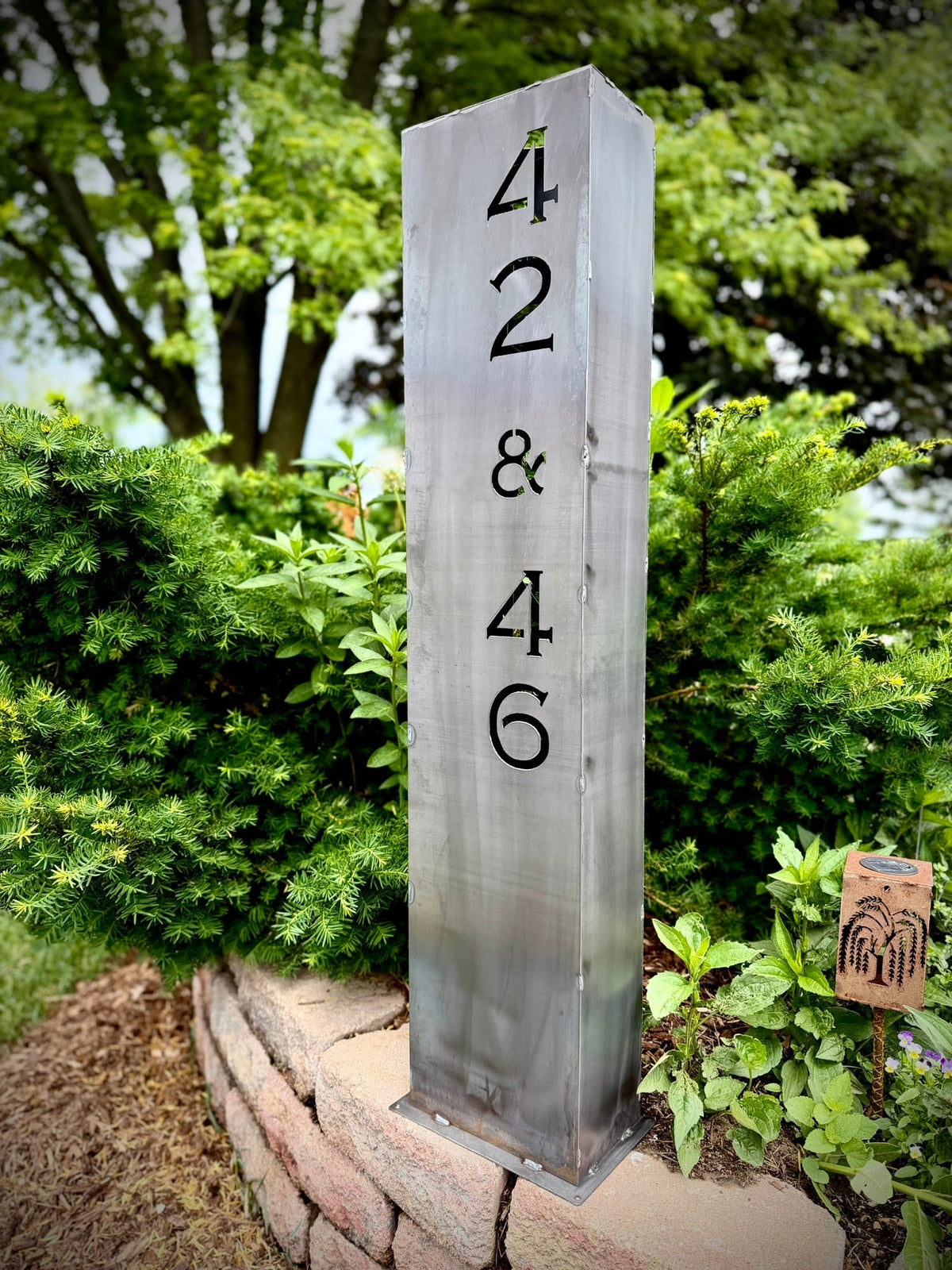 Wide Profile Home Address Solar Pillar - Steel